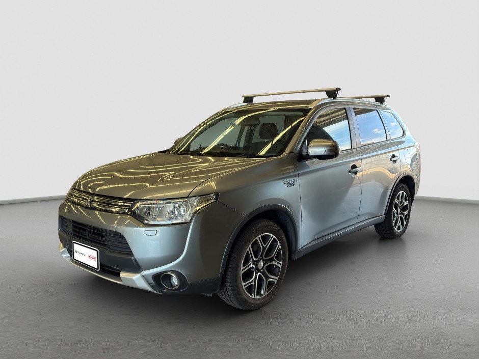 2014 Mitsubishi Outlander  Plug-In-Hybrid-Petrol