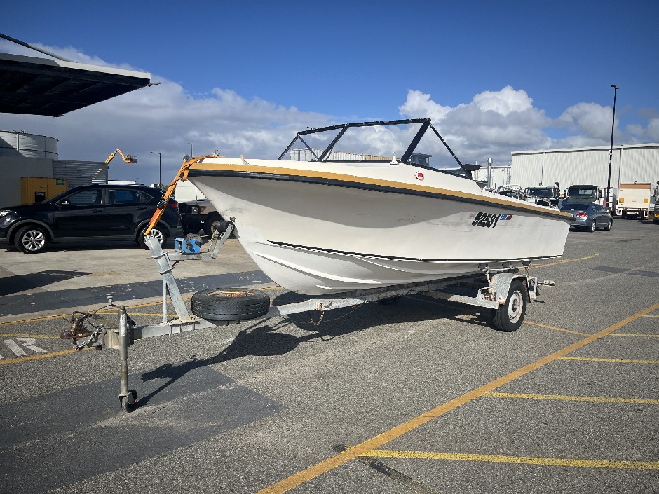 Runabout Pacemaker Boat and Trailer