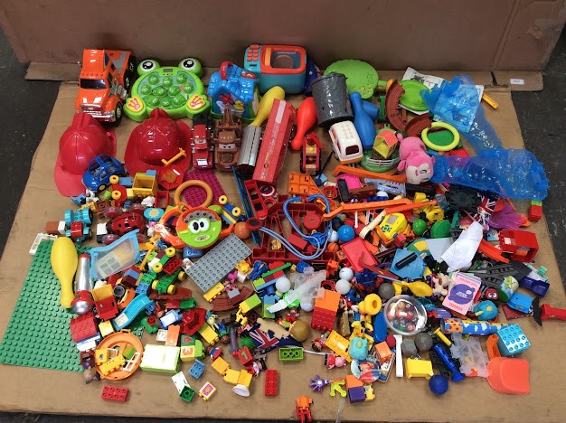 Mix Brand and Model Play Vehicles/Blocks/Kids Toys