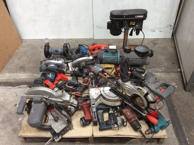 Bosch/Ryobi/Ozito Mixed Brand and Model Electric Drill/Power Tools
