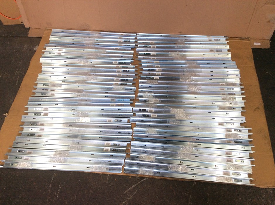 Lenovo 01CX750 / 01CX751 Server Rack Mount Sliding Rails (Lot of 60)