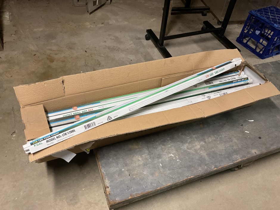 SAL LT8 LED Tube Light Model LT8/120DL
