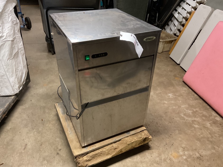 CyberCool C150 Ice Maker