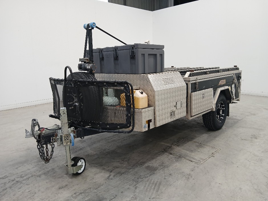 2016 Mars Campers Extremo Camper Trailer