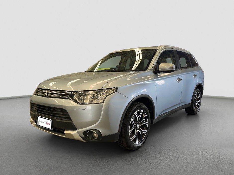 2014 Mitsubishi Outlander Aspire Plug-In-Hybrid-Petrol