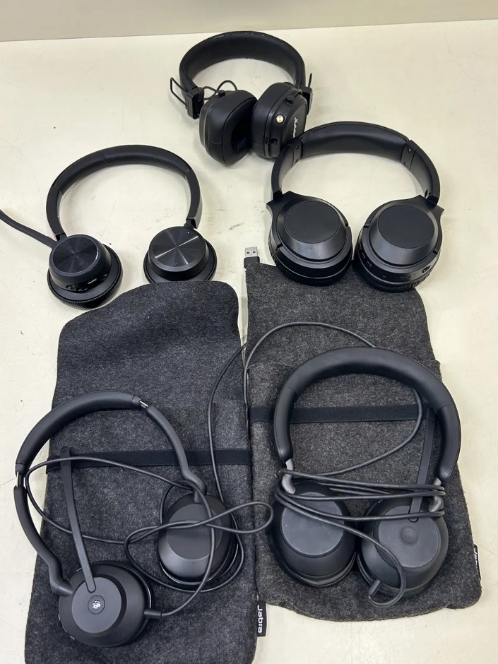 5 x Assorted Wireless & Gaming Headphones