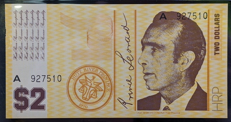A PAIR OF HUTT RIVER PROVINCE 1970 (1974) $2 FIRST ISSUE NOTE