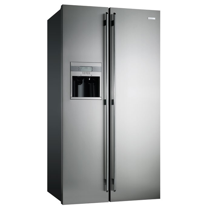Electrolux 600L Side By Side Refrigerator. Model ESE6077SA. ORP