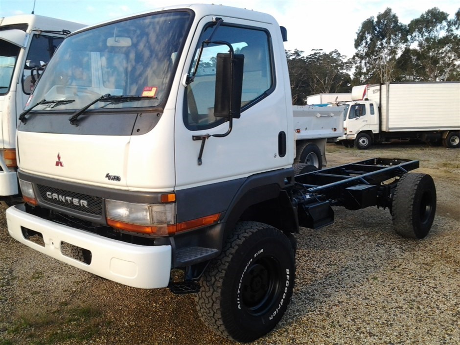 Mitsubishi canter 4x4