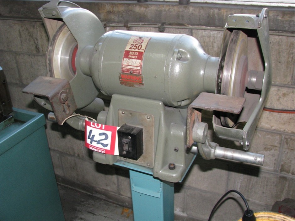 Double ended bench grinder GMF 250mm, 1.5hp, 415 volt electric motor