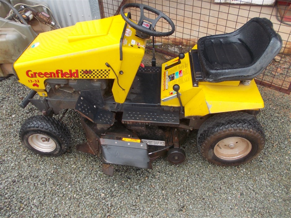 Ride On Mower Greenfield 1332 Auction (01775010673) Grays Australia