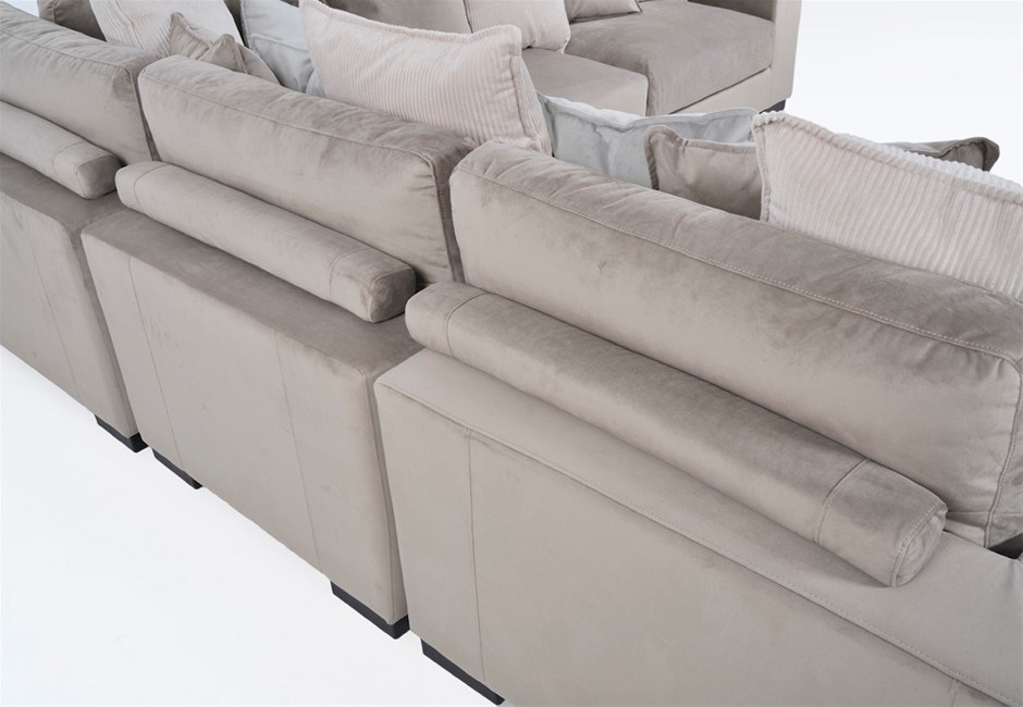 Seattle Corner Lounge Suite Soft Cover SMOKE Auction (00377119226