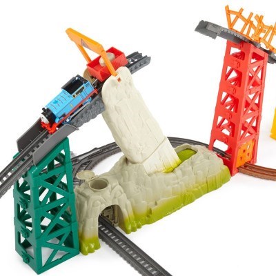 TrackMaster miraculous Avalanche Escape Set