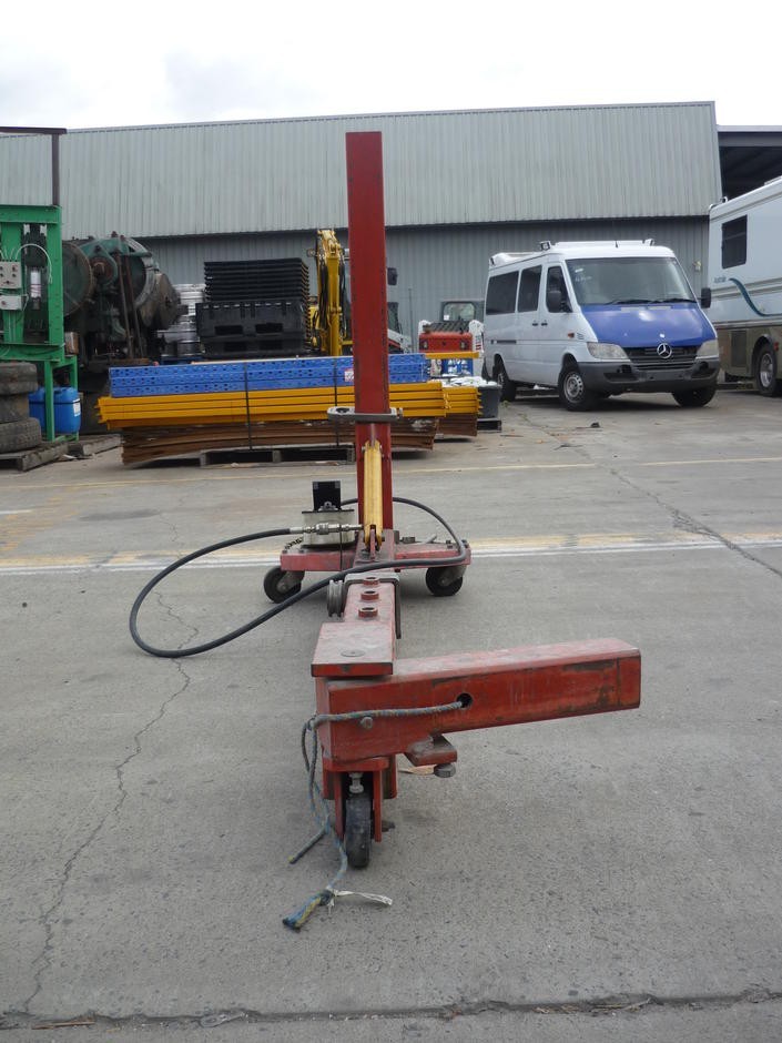 Autorobot chassis machine Auction (00047001258) Grays Australia