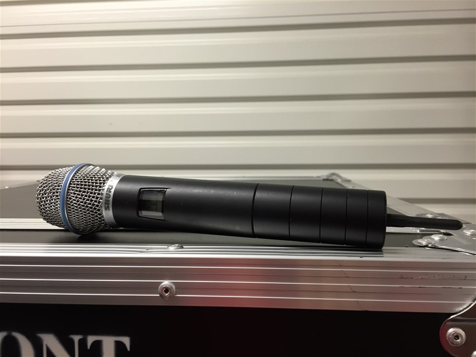 Shure U2UA/BETA 87A HandHeld Auction (0038