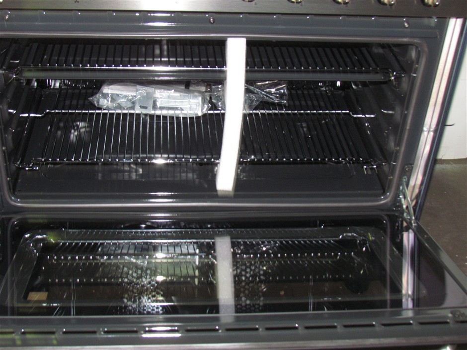 Smeg 900mm Gas Cooktop Freestanding Cooker Auction (00277104420) Grays Australia