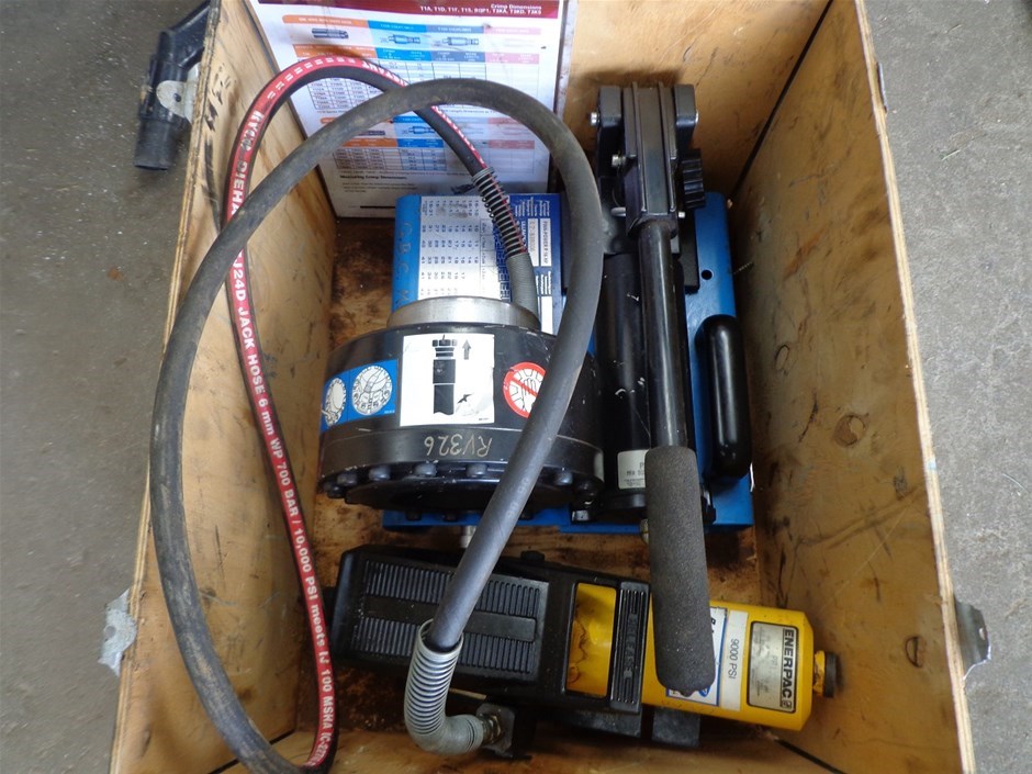 Hydraulic hose crimping machine. Auction (00213012009) Grays Australia