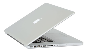 Apple MacBook Pro 17"/2.66GHz Core i7/4G