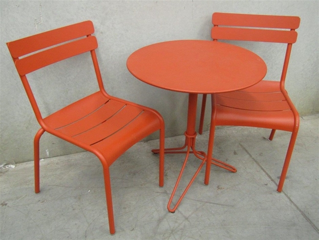 Orange Pressed Metal Outdoor Furniture, Outdoor Furniture Auction