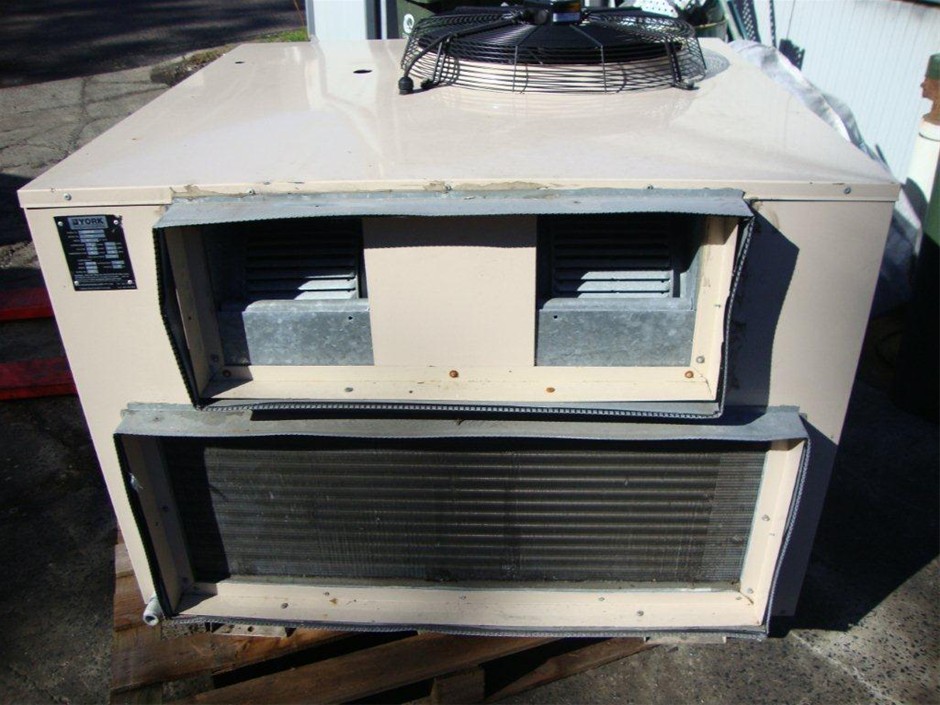 Packaged Air Conditioning Unit, York, Model No. YRM018R Auction (0019