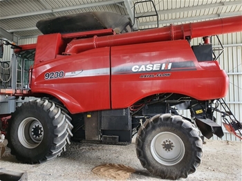 2012 Caseih 9230 Combine Harvester