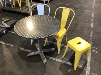 CafeTables with Chairs and Stools