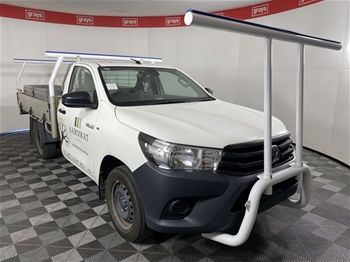 4 x Toyota Hilux Workmate Utes