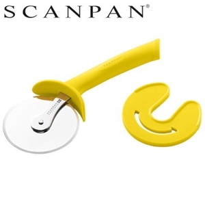Scanpan Spectrum Yellow Pizza Cutter