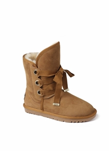 Ozwear UGG Bedouin Boots with Metal Labe